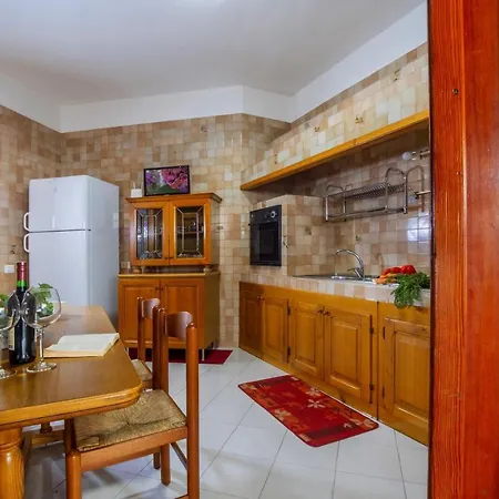 La Natura X9 Whole With Private Parking *