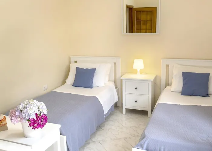 La Natura X9 Whole With Private Parking Sorrento